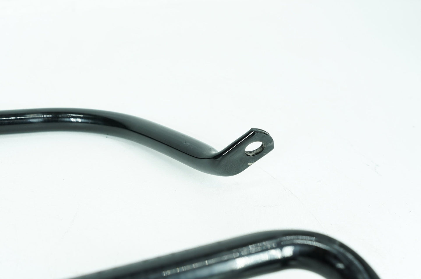 2017 - 2025 Harley-Davidson Touring Street Glide Rear Left Right Saddlebag Guard Rails Bar 90200549