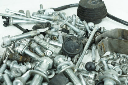 2014 Harley-Davidson Touring FLHTCU - Hardware Bolts Nuts & Brackets