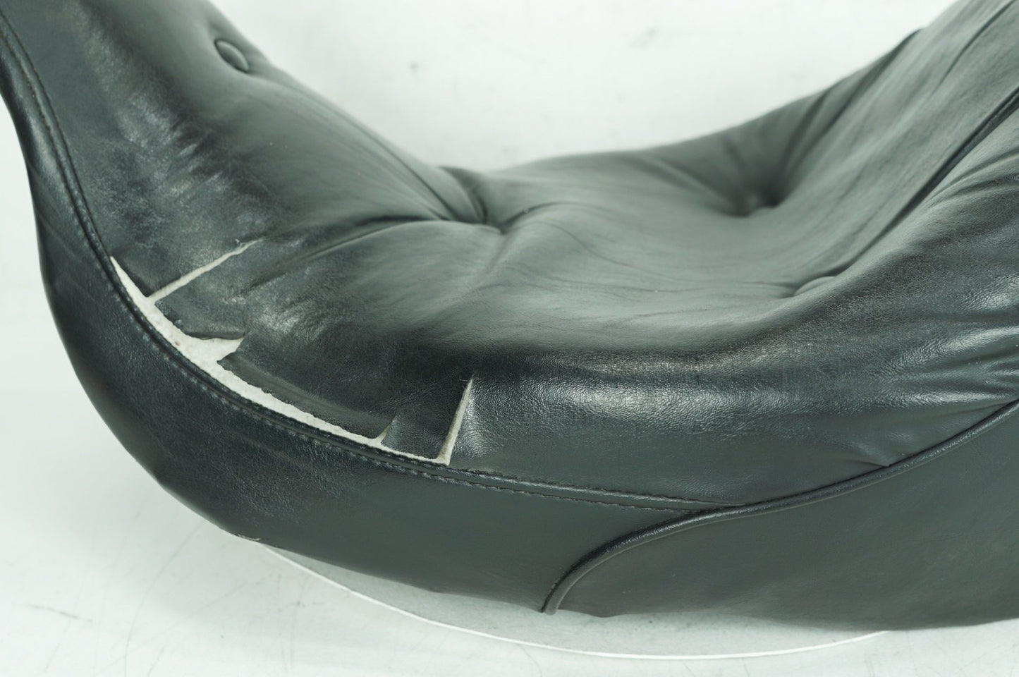 1999 - 2006 Harley-Davidson Touring Electra Glide Classic Passenger Rider Driver Seat Saddle 51704-05