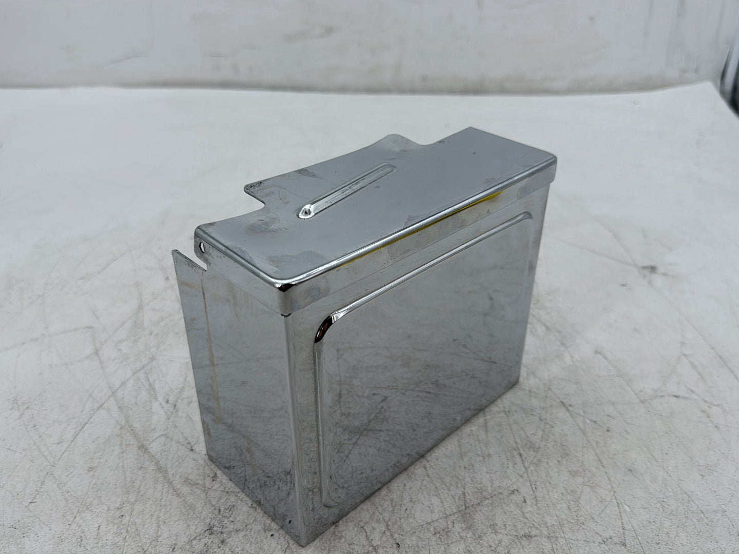 2003 Harley Dyna Wide Glide FXDWG OEM Lower Battery Tray Stay Box Cover Panel