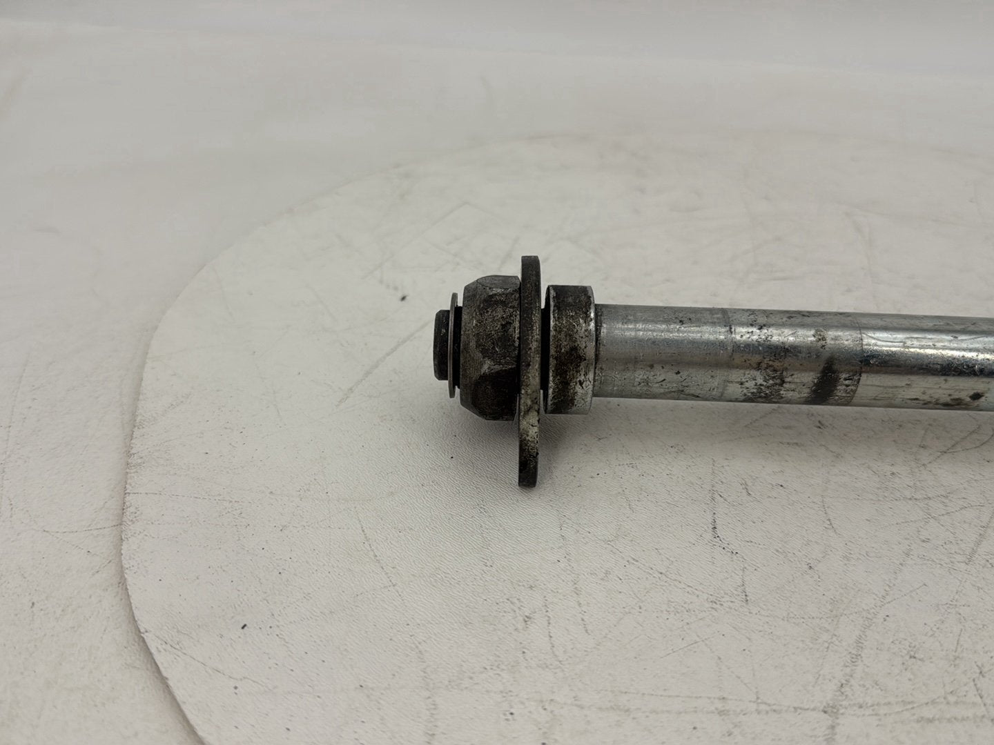 1999 - 2006 Harley-Davidson Touring Electra Glide Rear Wheel Axle Bolt Shaft 41056-02