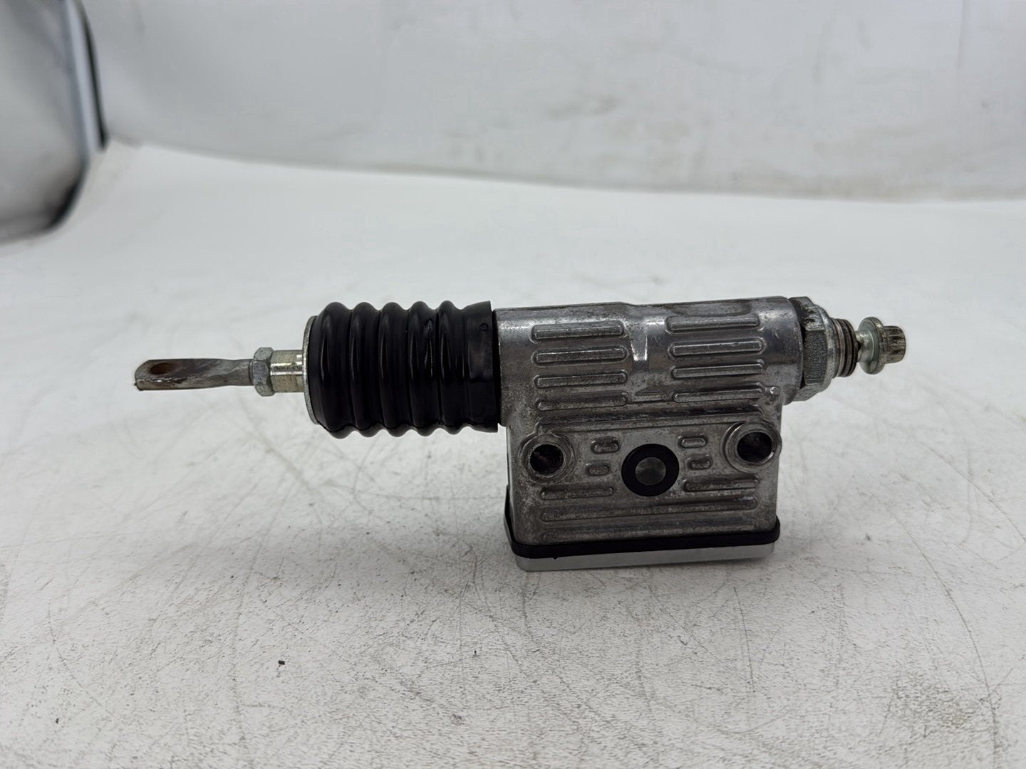 2001 Harley Sportster 883 Hugger XLH883 OEM Rear Brake Master Cylinder Reservoir