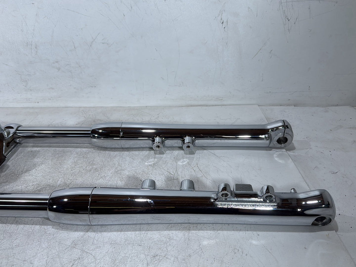 2003 Harley Softail Deuce FXSTD Front Triple Tree Set & LH RH Fork Legs Sliders
