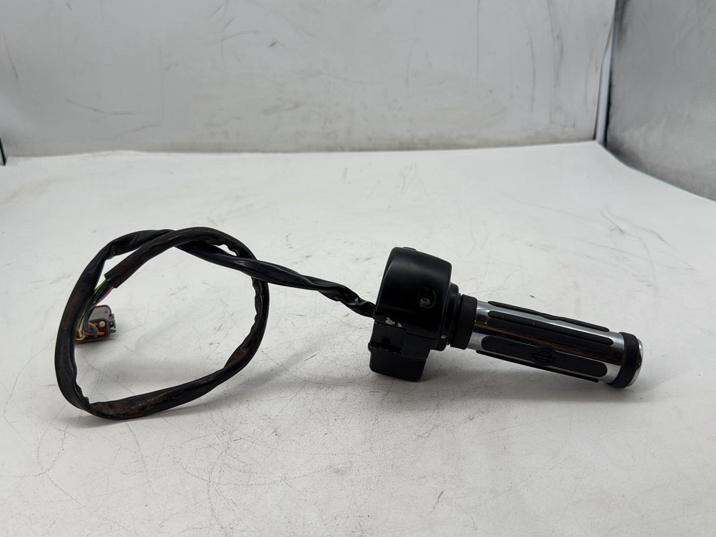 2006 Harley Touring FLHTCI Electra Glide Classic OEM Left Turn Signal Headlight Switches Controls