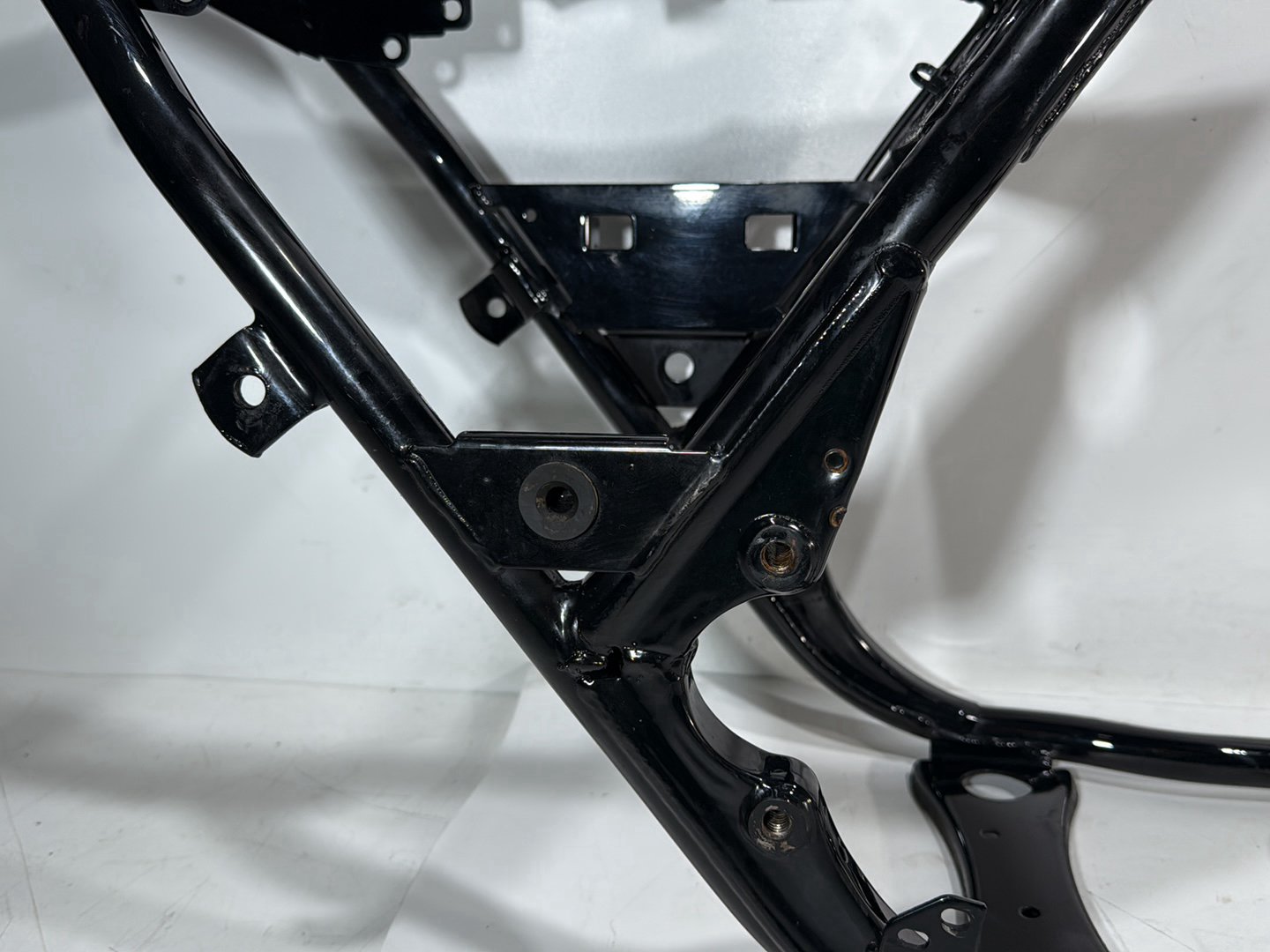 2005 Harley Touring FLHRCI Road King Classic OEM Body Main Frame Chassis SLVG