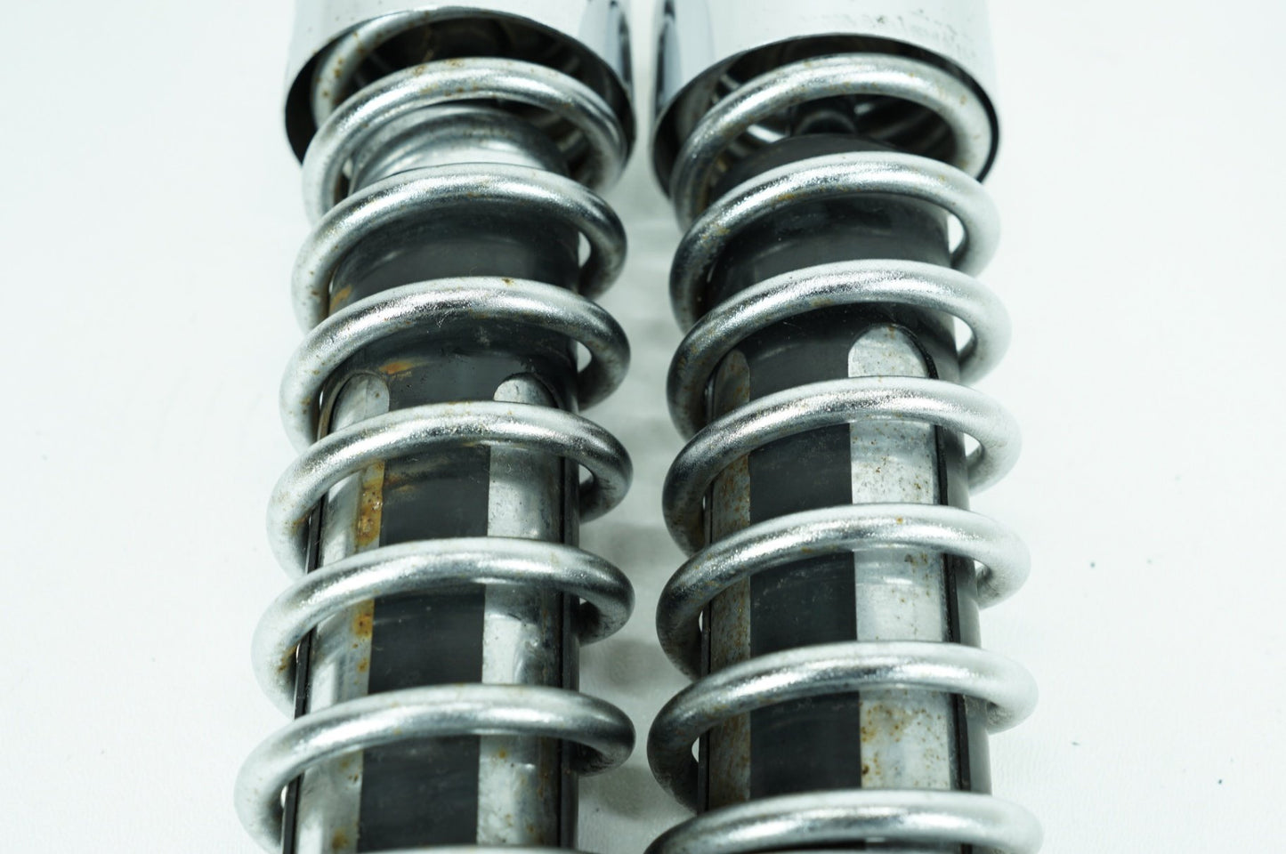 2004 - 2013 Harley-Davidson Sportster Low Rear Left Right Shock Absorbers 54568-04