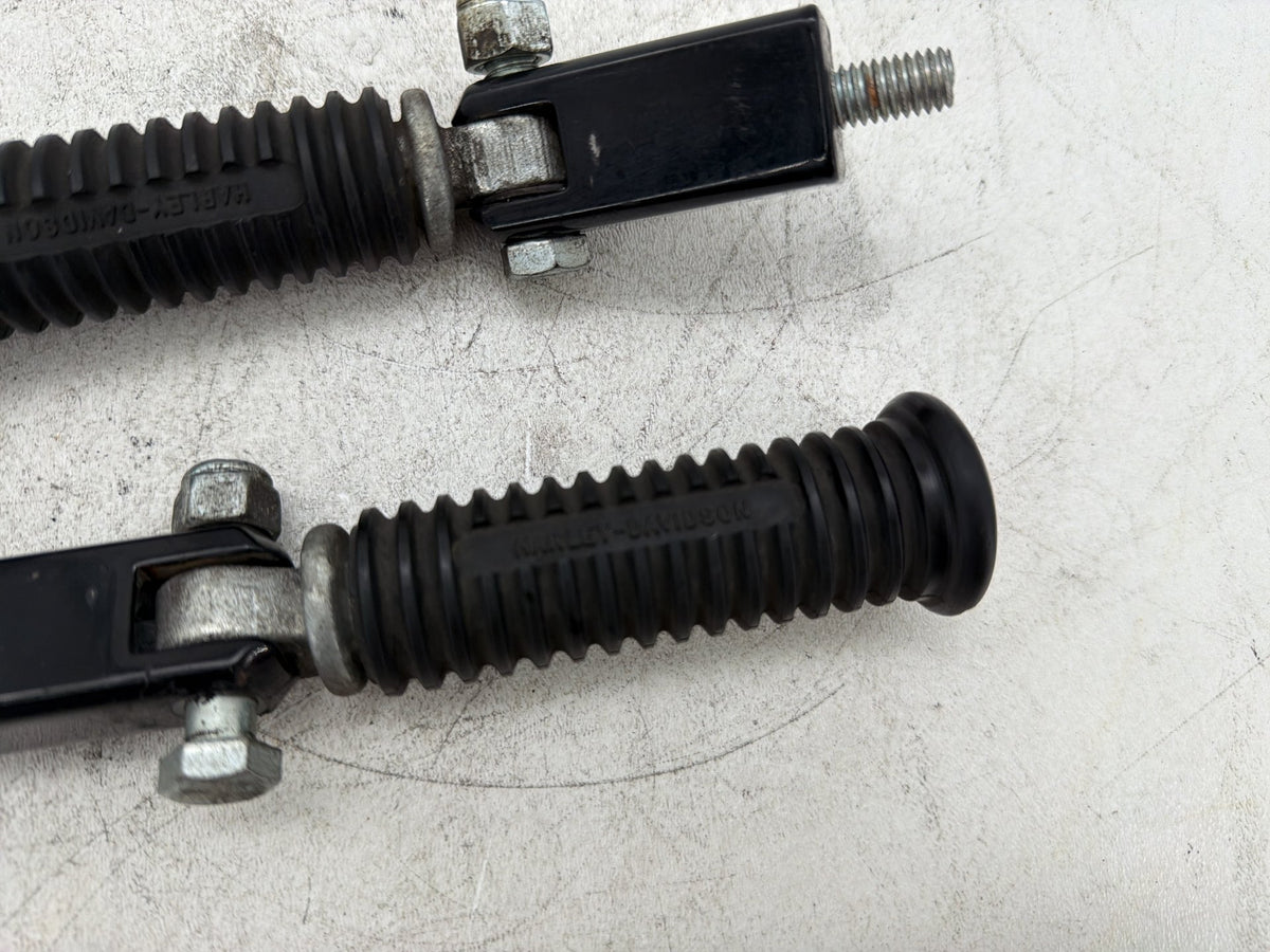 2000 Harley Sportster 1200 Custom XL1200C OEM Left & Right Step Foot Rest Pegs