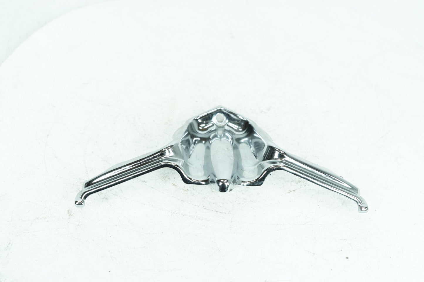 2008 - 2016 Harley-Davidson Touring Road Glide Engine Motor Mount Bracket D588049