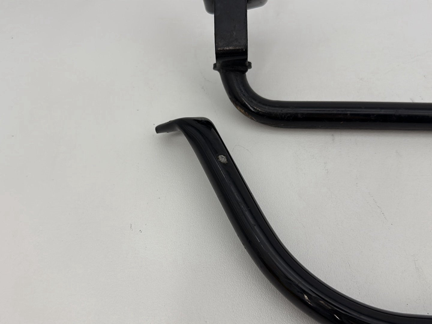 2019 - 2023 Harley-Davidson Touring Road King Special Rear Left Right Saddlebag Guard Rails Bar 90200549