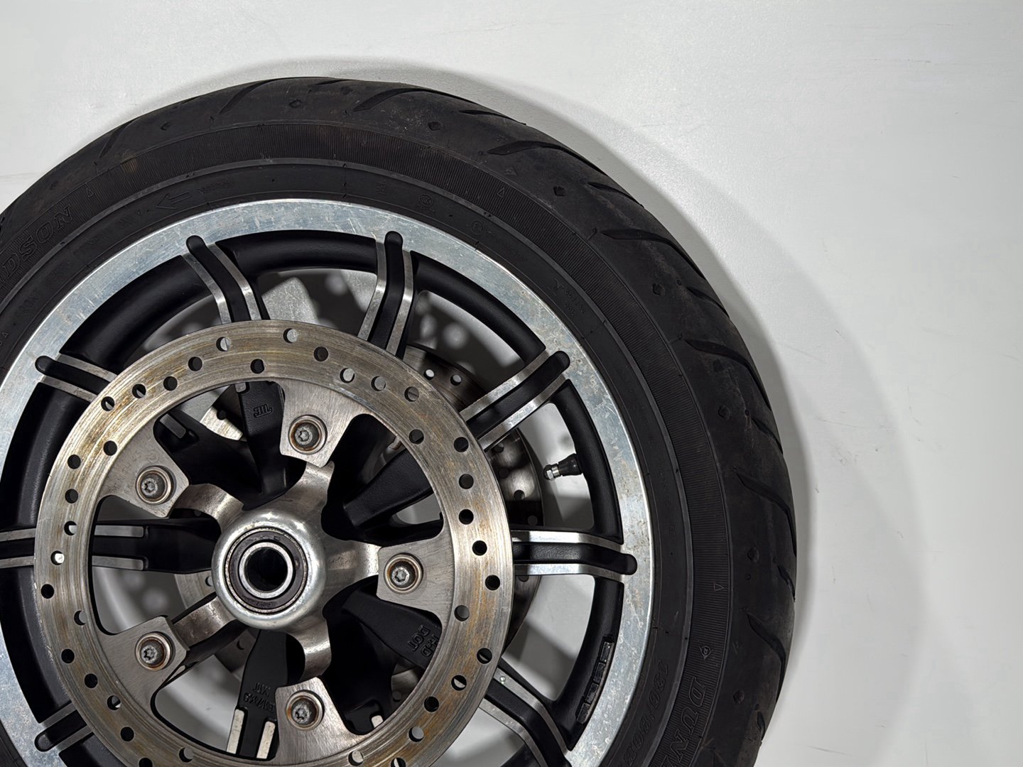 2015 Harley Touring FLHXS Street Glide OEM Front Wheel Rim Tire