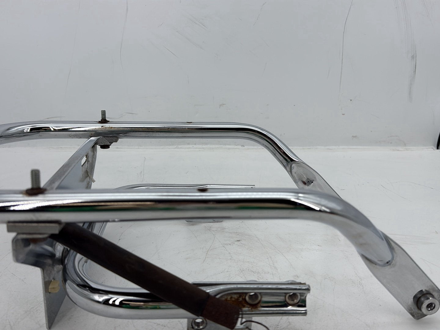2008 Harley Touring FLHTCU Electra Glide Ultra OEM Rear License Plate Support Bar Holder