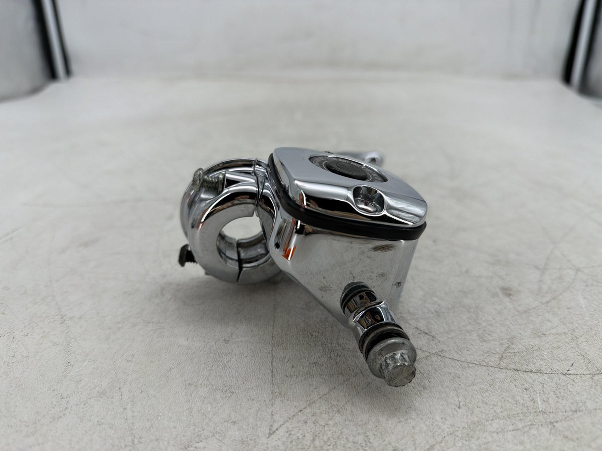 2004 Harley Electra Glide CVO Eagle Front Left Hand Clutch Lever Master Cylinder