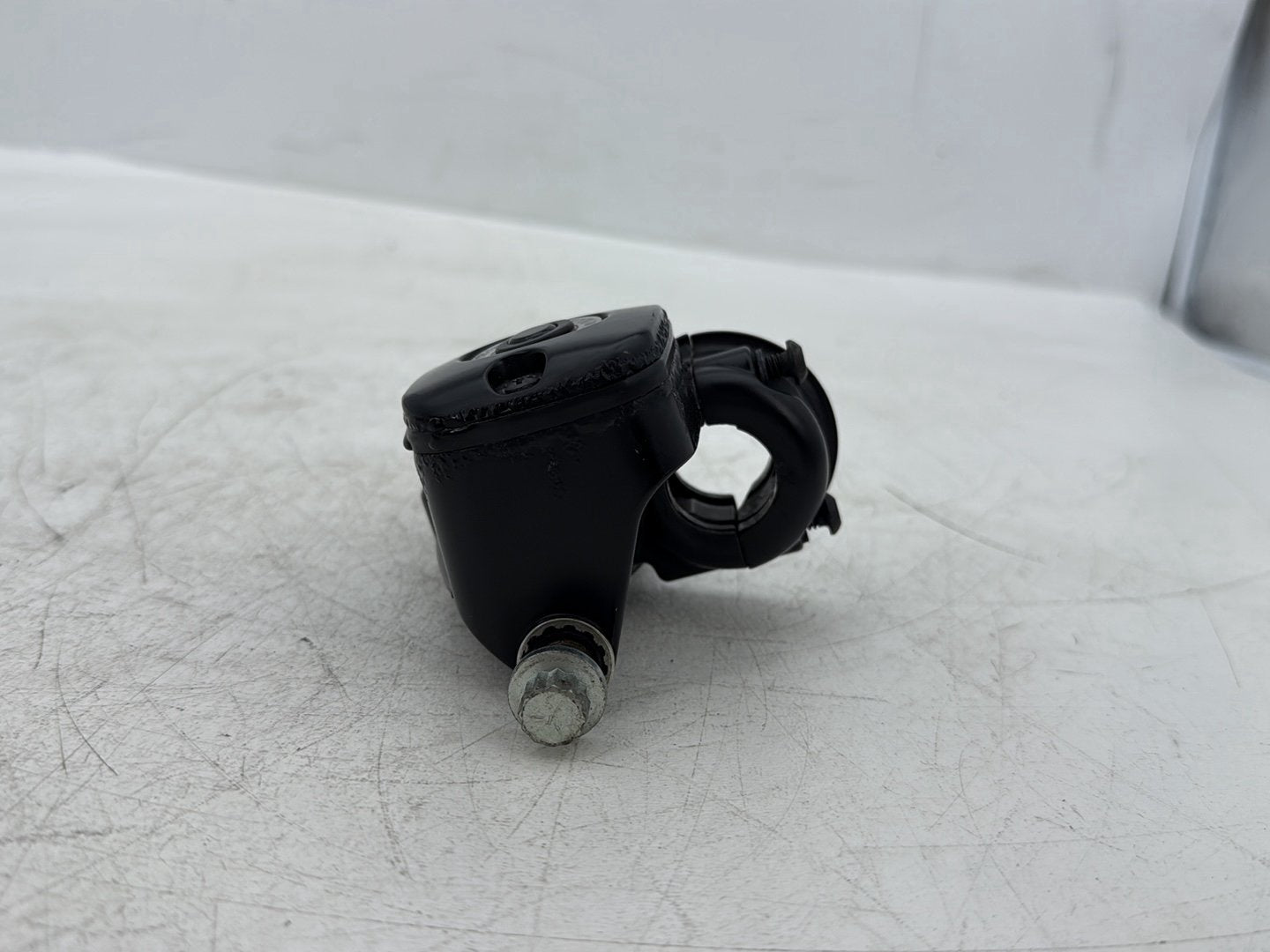 2008 Harley Dyna FXDL Low Rider Anniversary OEM Front Right Brake Lever Master Cylinder