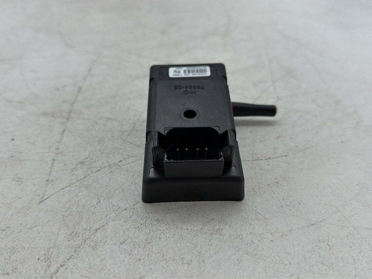 2013 Harley Electra Glide Touring CVO Screamin Eagle OEM Saddlebag Power Lock Receiver Module 76524-08