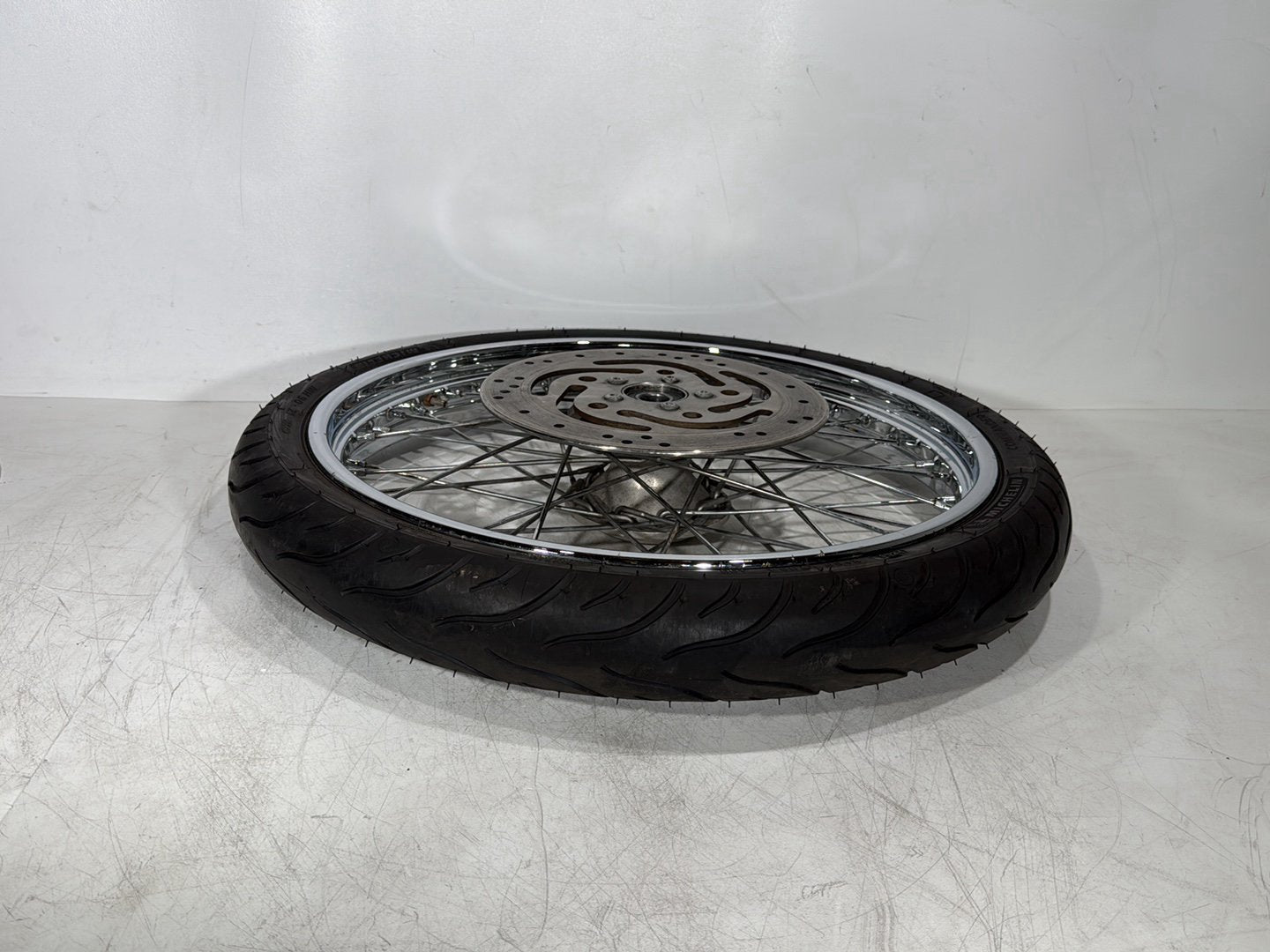 09 Harley Sportster XL1200 1200 Low OEM Front Wheel Rim Tire Spoked MH90-21 21"