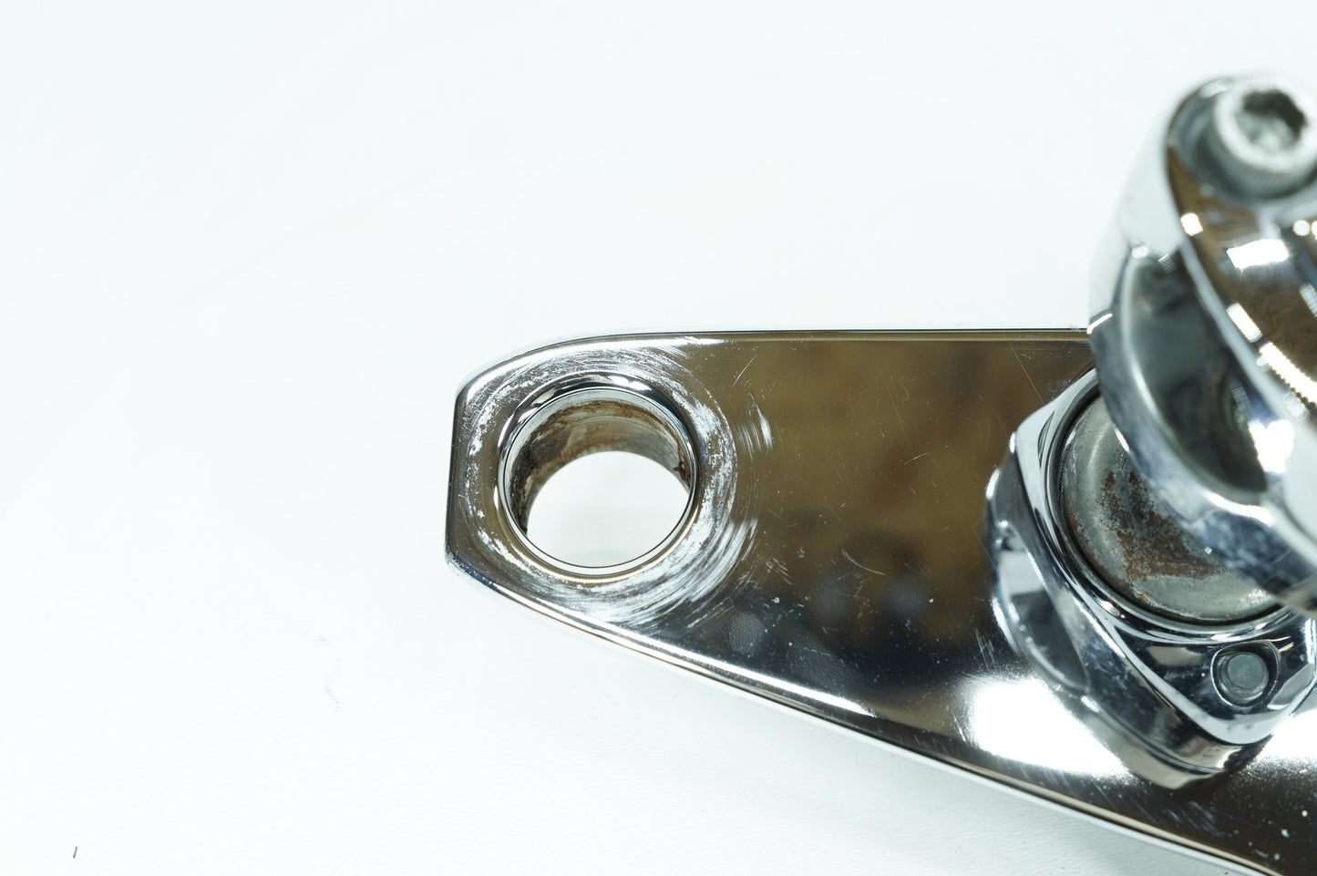 1999 - 2006 Harley-Davidson Dyna Wide Glide Front Fork Upper Triple Tree Clamps  	45672-80B
