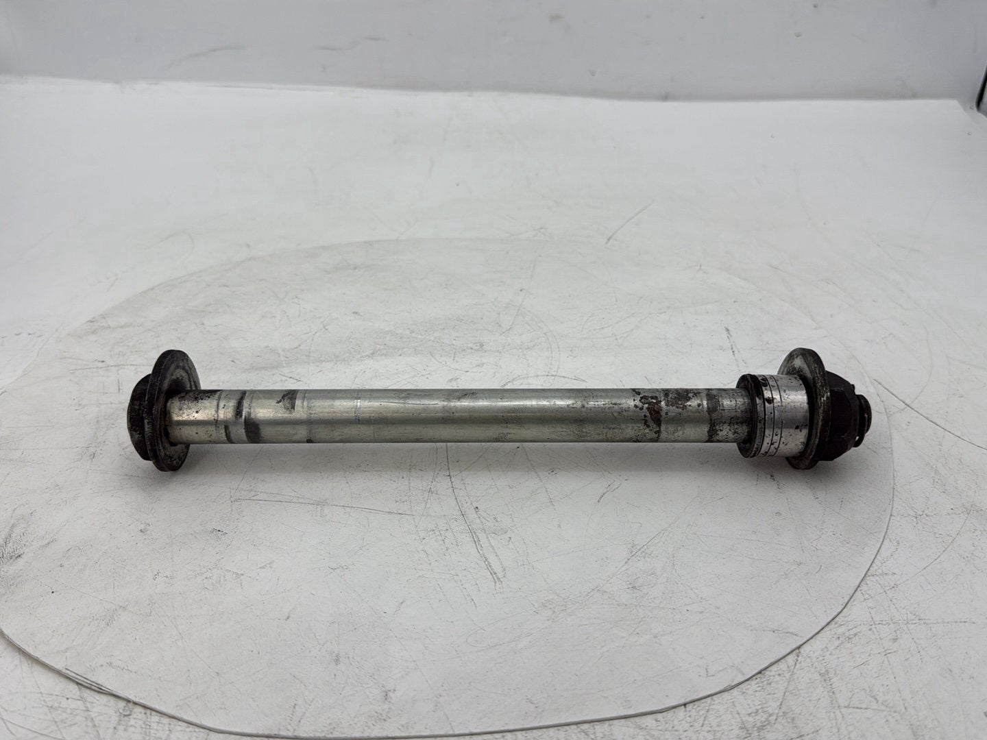 2008 Harley Electra Glide Touring Ultra FLHTCUI OEM Rear Wheel Axle Bolt Shaft