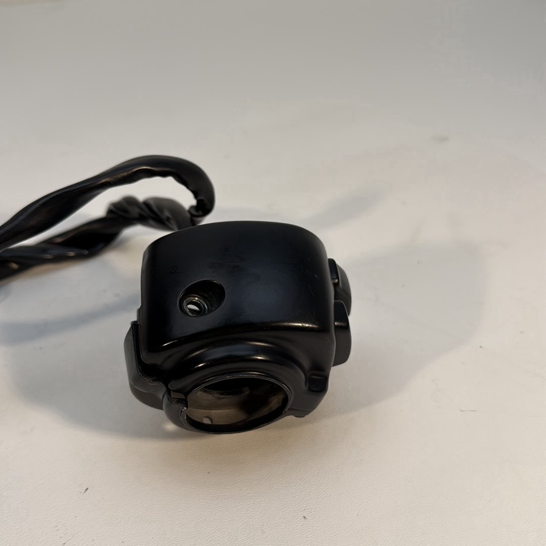 1986 - 2003 Harley-Davidson Sportster Hugger 883 Left Turn Signal Headlight Switches Controls 71598-96A