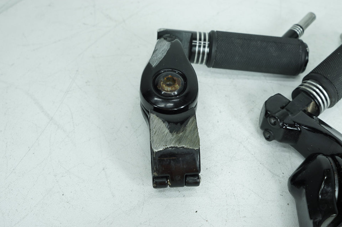 Front Right Left Highway Foot Pegs, Highway Foot Pegs, 2024, Harley-Davidson, Softail, Standard, FXST