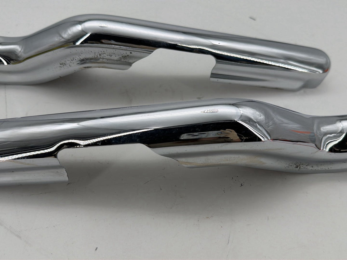 2008 Harley Electra Glide Ultra FLHTCU Rear Fender Struts Bracket OEM