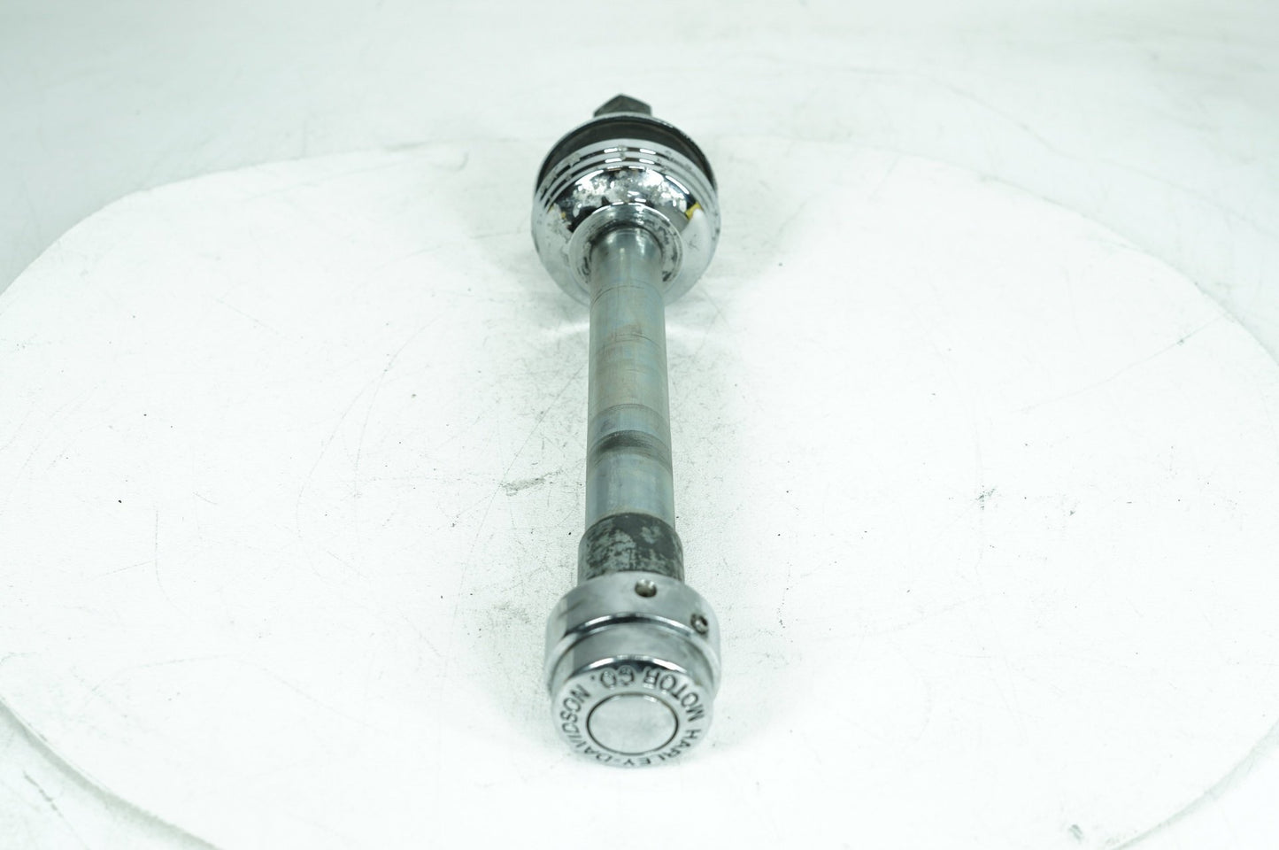 2008 - 2016 Harley-Davidson Touring Road Glide Custom Front Wheel Axle Bolt Shaft 41547-07A