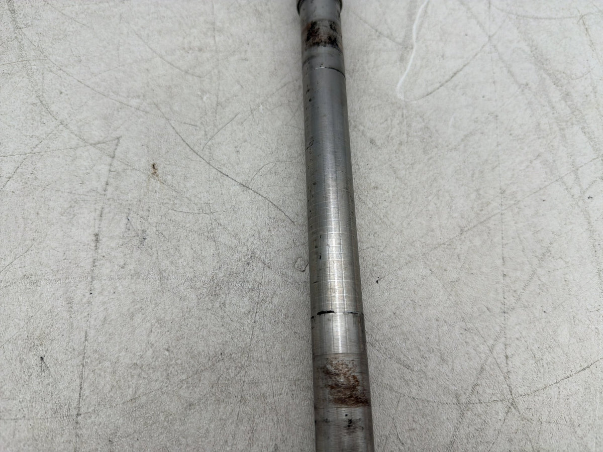 2001 Harley Fat Boy Softail FLSTFI OEM Front Wheel Axle Bolt Shaft