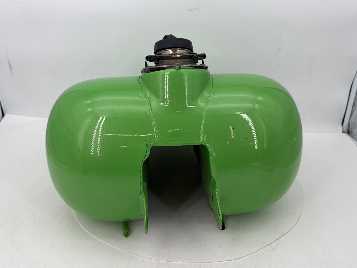 1999 - 2006 Harley-Davidson Touring Electra Glide Fuel Gas Tank Gasoline Reservoir 	61356-03