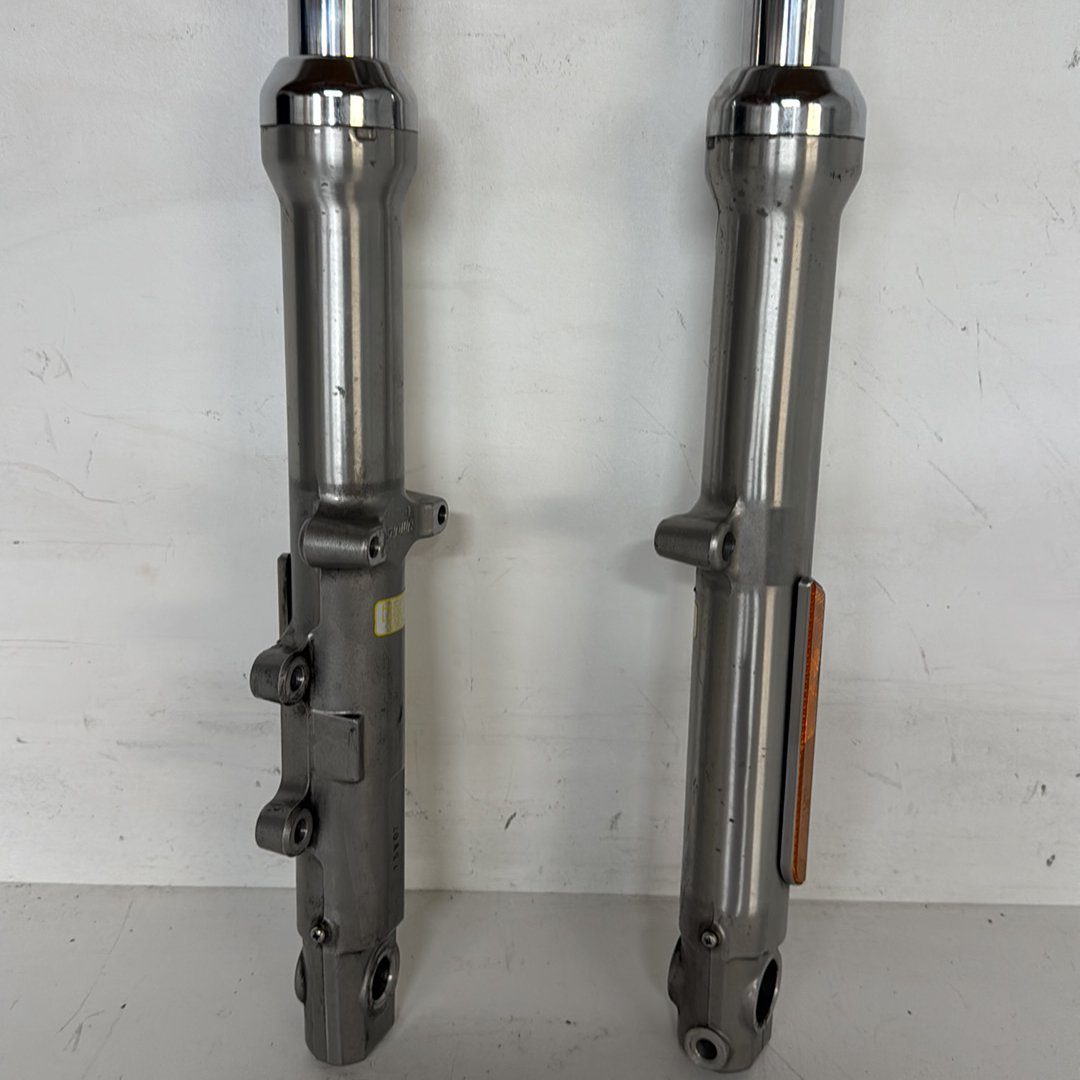 2008 Harley-Davidson Sportster Low Front Fork Upper Triple Tree 46127-04