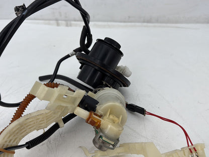 2011 Harley Electra Glide Ultra FLHTK OEM Fuel Pump Gas Gasoline Petrol Sending