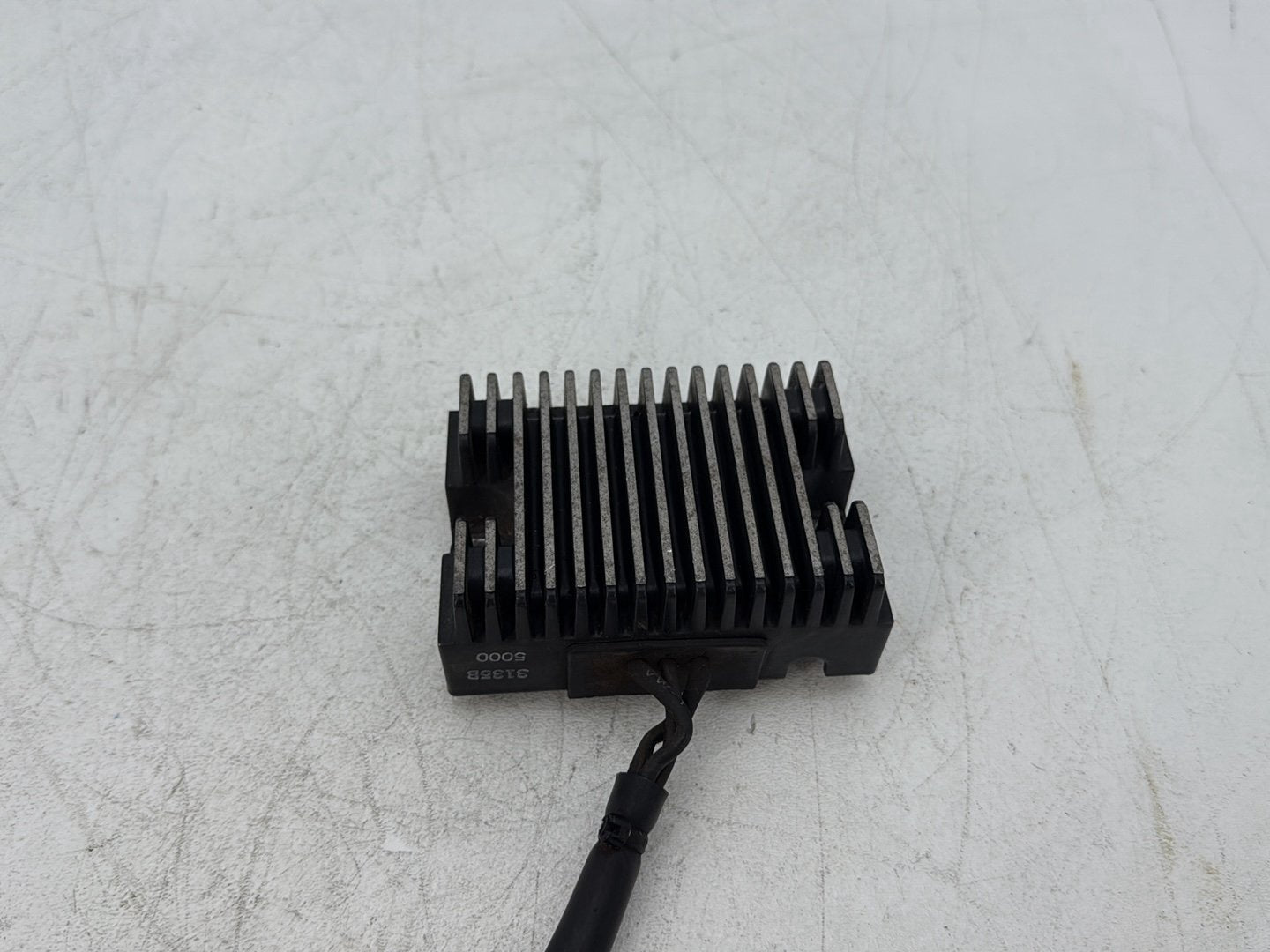 2001 Harley Sportster 883 Hugger XLH883 OEM Voltage Regulator Rectifier