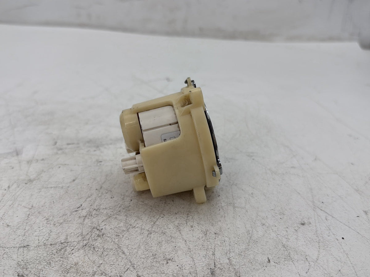 2018 Harley Electra Glide Touring Ultra FLHTCU OEM Battery Volt Meter Gauge