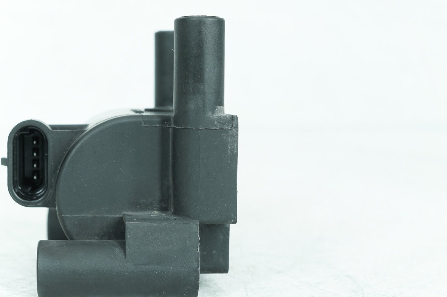 2007 - 2011 Harley-Davidson Touring Electra Glide Classic Ignition Coil Spark Igniter 31696-07A