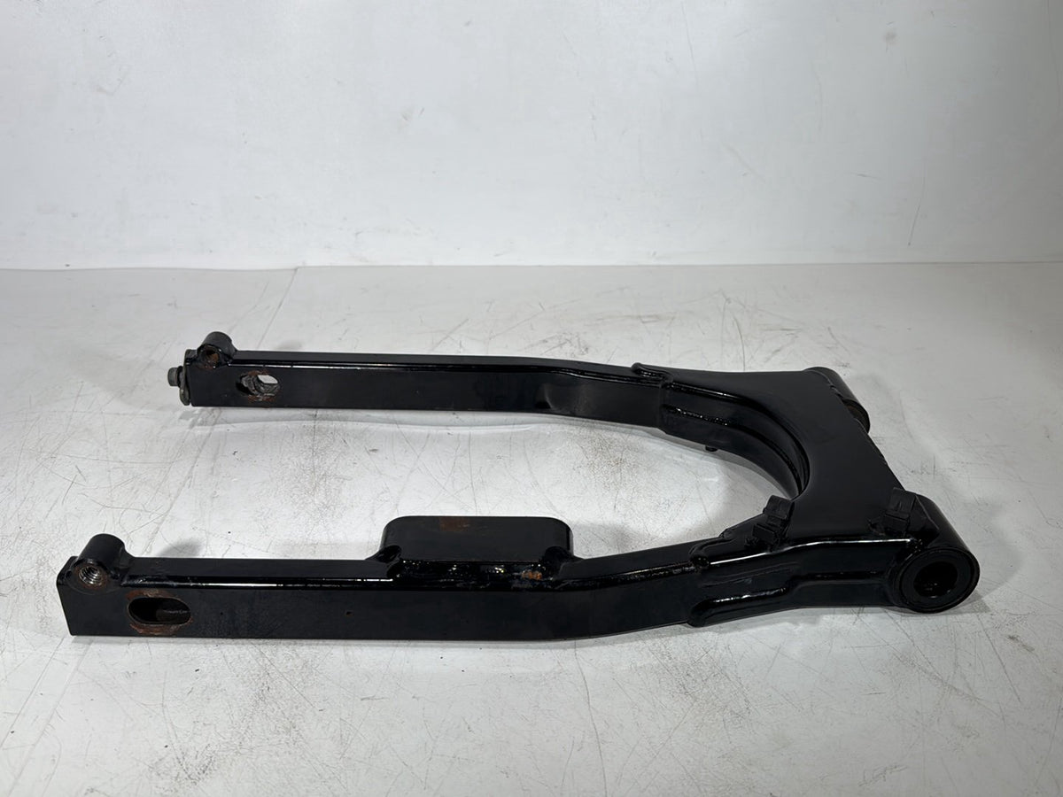 2001 Harley Touring FLHPI Road King Police OEM Rear Fork Swingarm Swing Arm