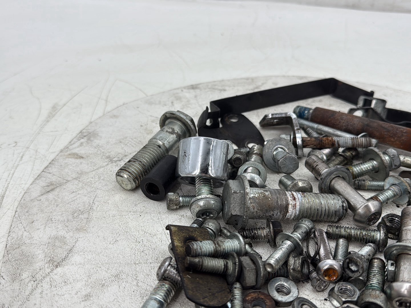 2006 Harley Sportster XL883L 883 Low OEM Hardware Bolts Nuts & Brackets