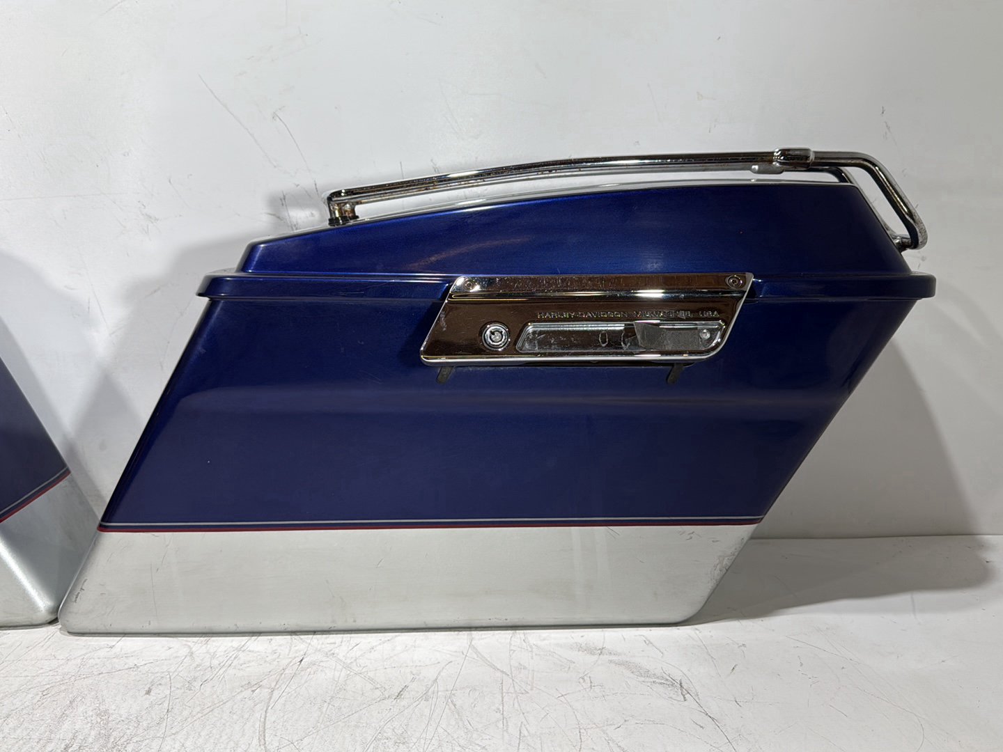 2006 Harley Touring FLHTCI Electra Glide Classic OEM Left Right Saddlebags Luggage NOKey