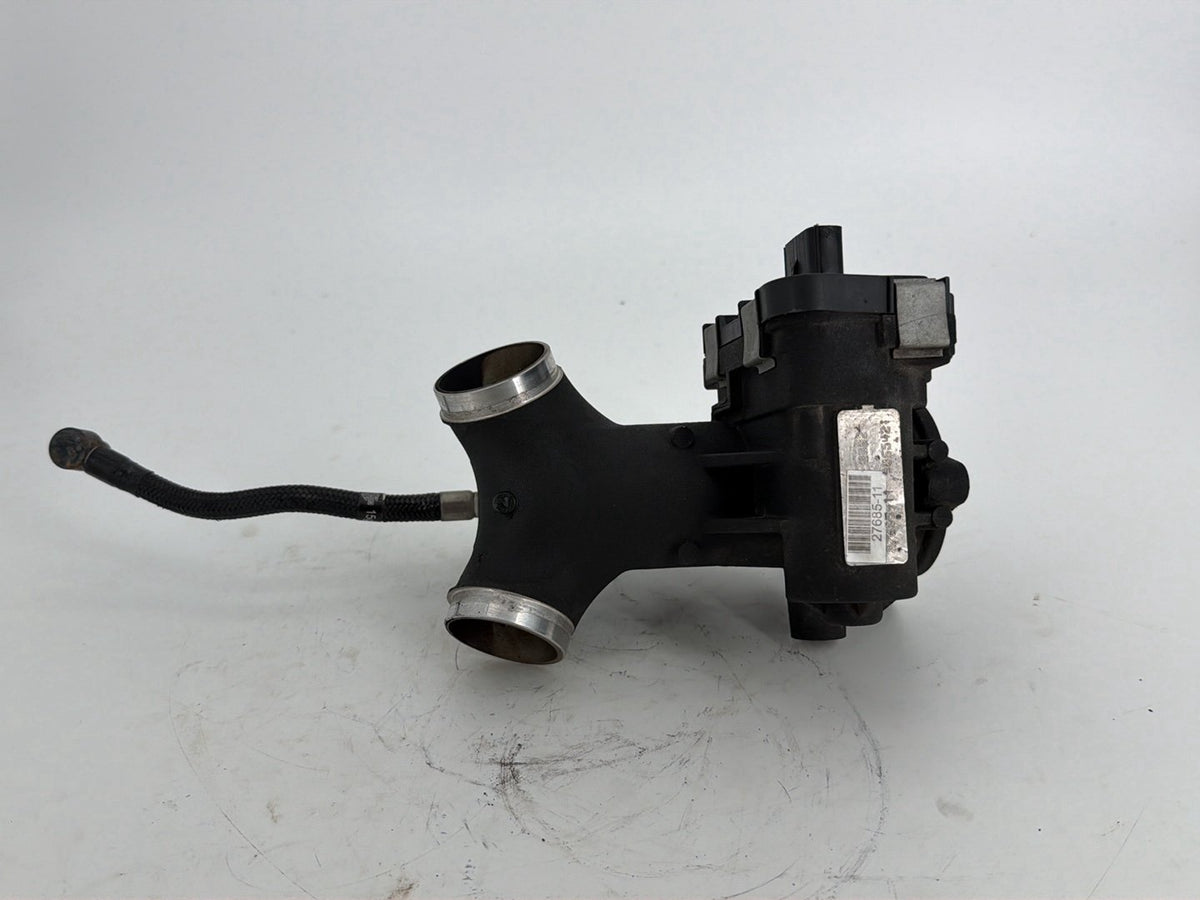 2013 Harley Touring FLHTK Glide Ultra OEM Engine Intake Manifold Throttle Body