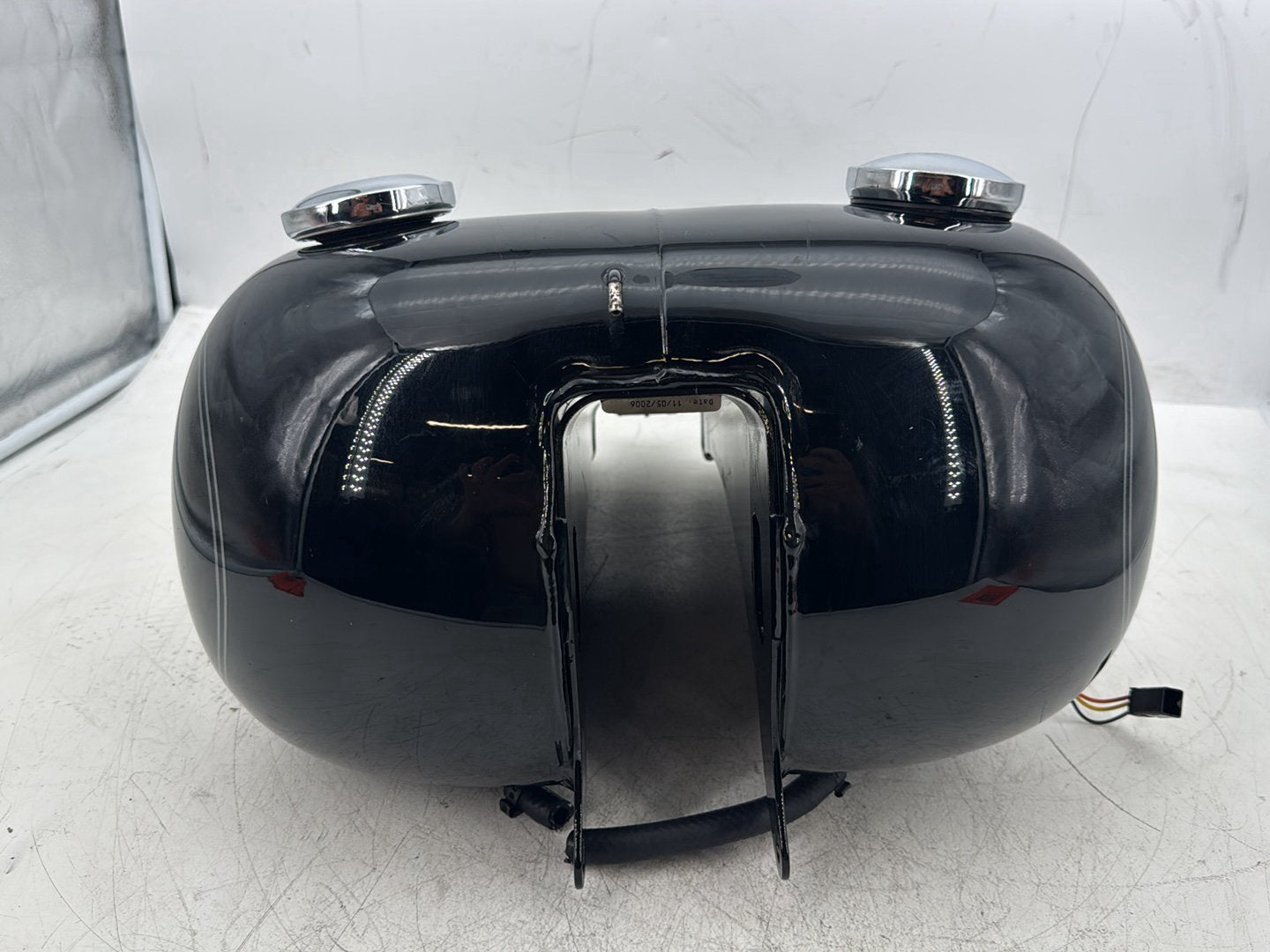2007 Harley Softail Heritage Classic FLSTC OEM Fuel Gas Tank Gasoline Reservoir