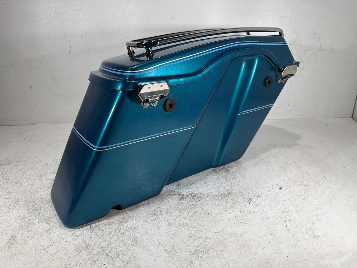 1995 Harley Electra Glide Touring Classic OEM Left 1 Saddlebag Luggage NO Key