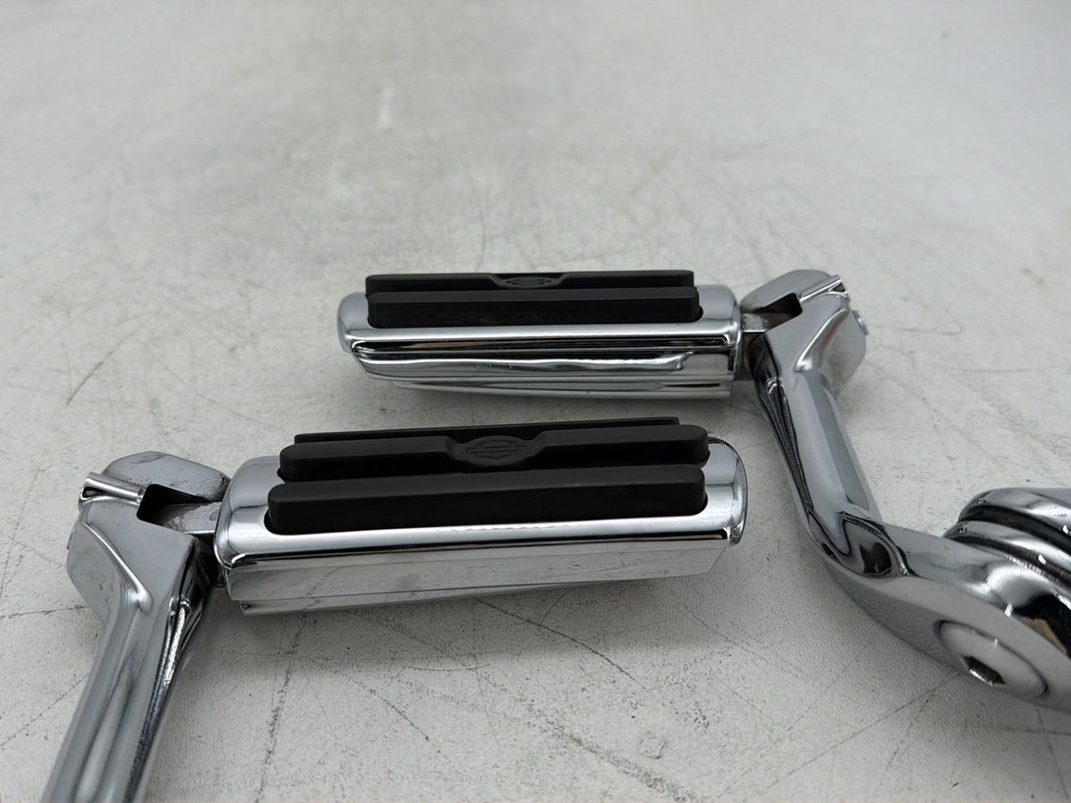 2007 Harley Electra Glide Touring Ultra OEM Front Right Left Highway Foot Pegs