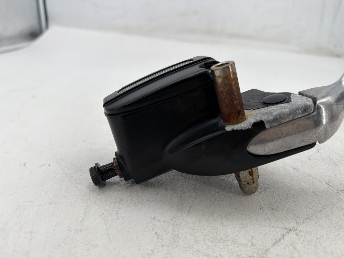 14 Harley Electra Touring Ultra OEM Front Left Hand Clutch Lever Master Cylinder