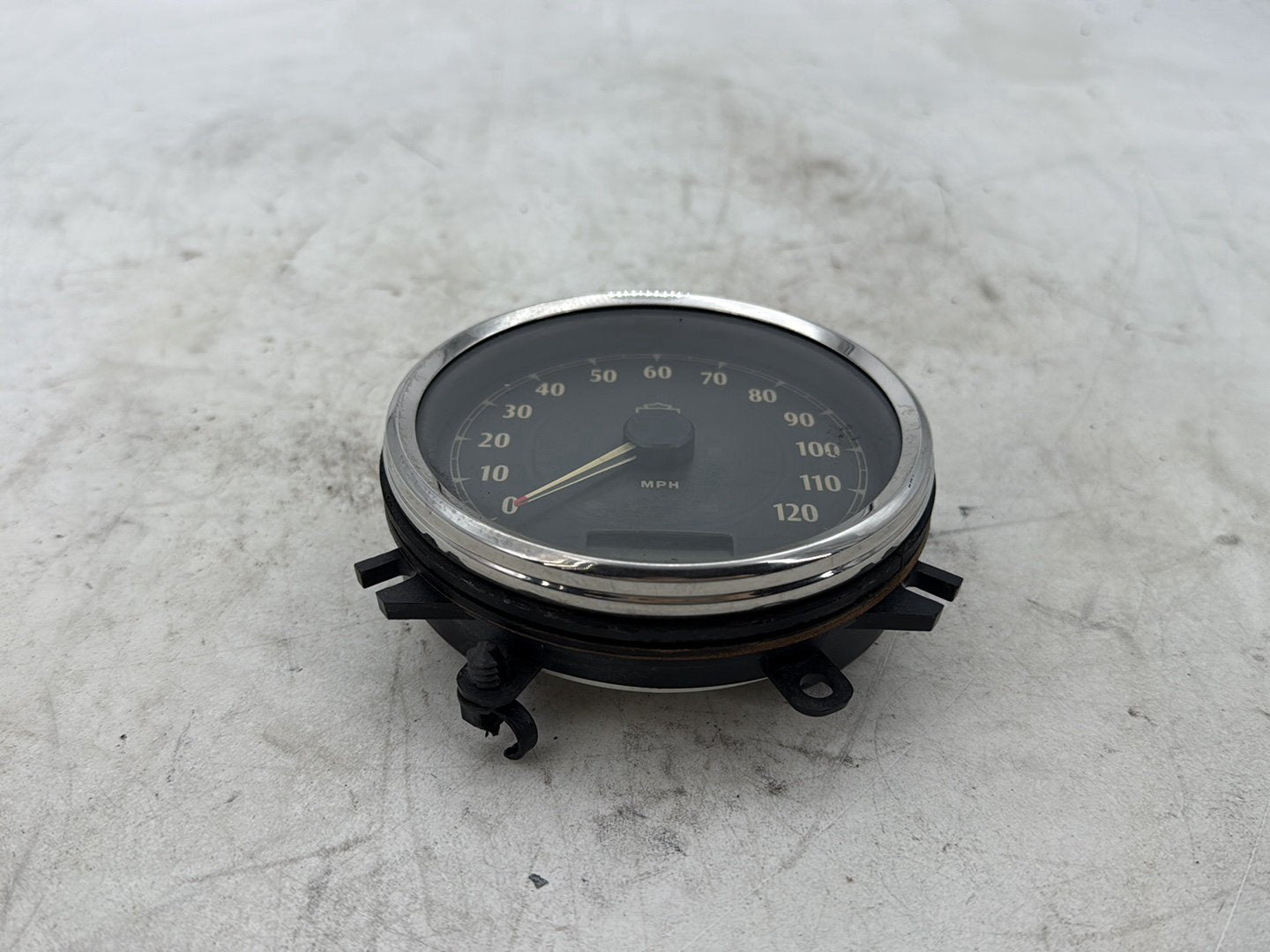 2012 Harley Dyna FXDF Fat Bob OEM Speedo Speedometer Gauge Cluster