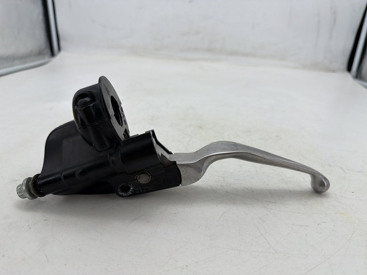 2006 Harley Softail Deuce FXSTDI OEM Front Right Brake Lever Master Cylinder
