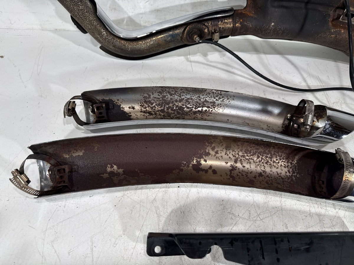 2012 Harley Electra Touring Ultra Exhaust Header Pipes Muffler Vance & Hines