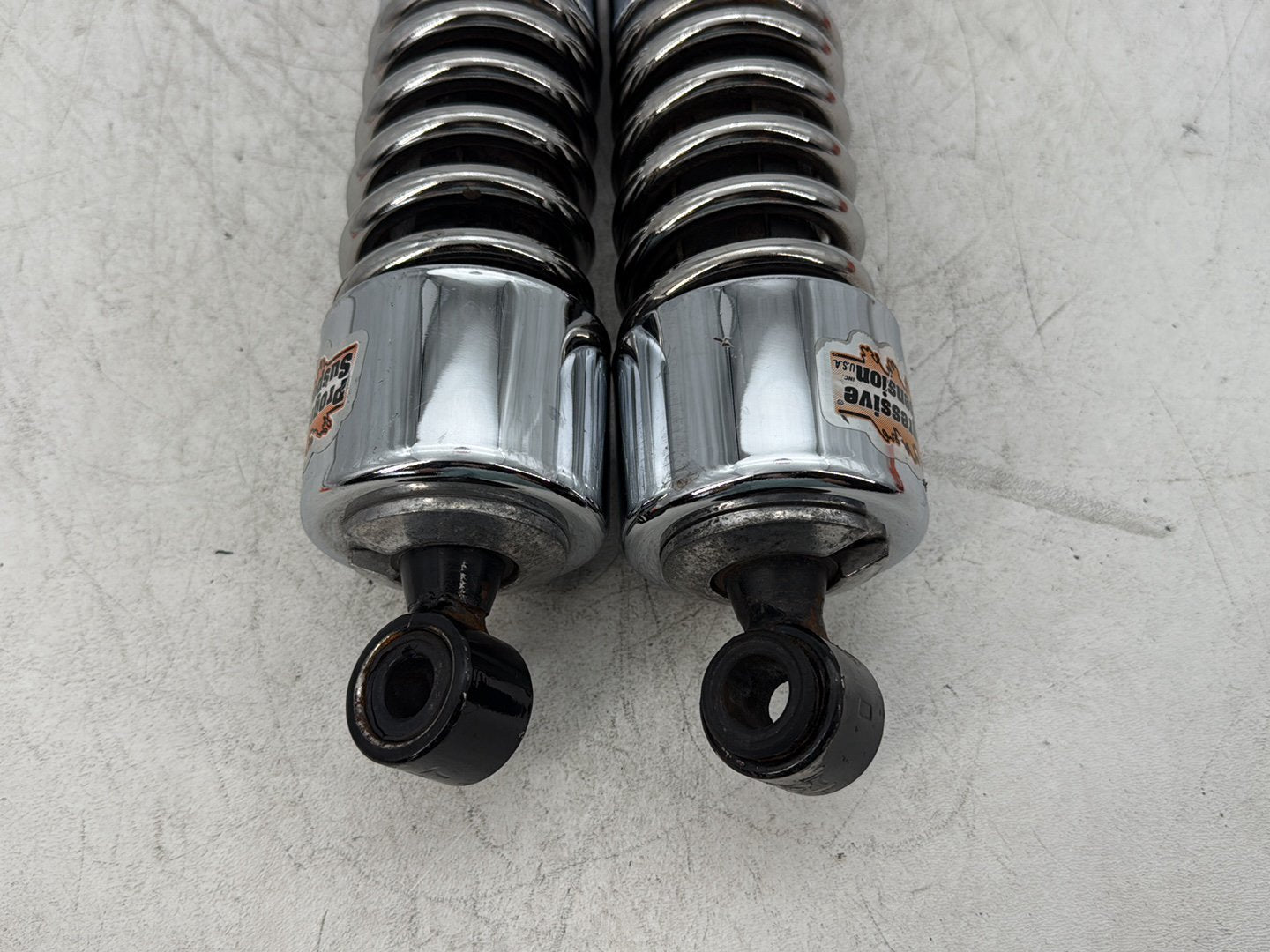 1997 Harley Sportster 1200 Custom XL1200C OEM Rear Left Right Shock Absorbers 12"