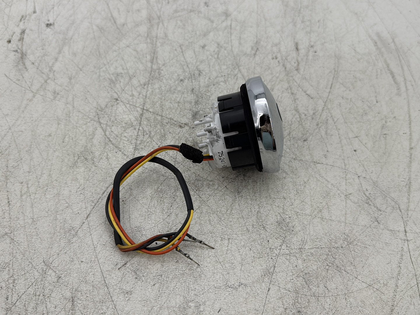 2016 Harley Road King Touring FLHR OEM Fuel Level Gas Tank Gauge
