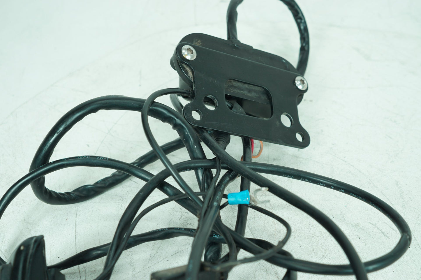 1999 - 2006 Harley-Davidson Touring Road King Police Wire Wiring Harness Plug In Connectors 77207-11A