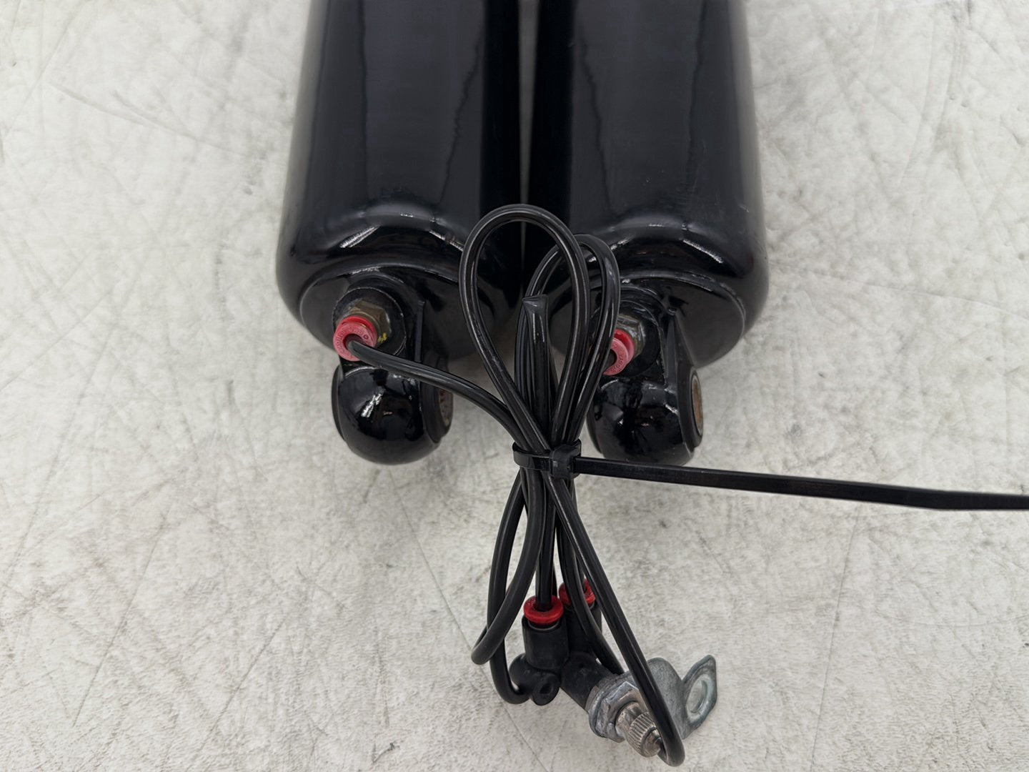 2006 Harley Road King Touring FLHRCI Classic OEM Rear Left Right Shock Absorbers