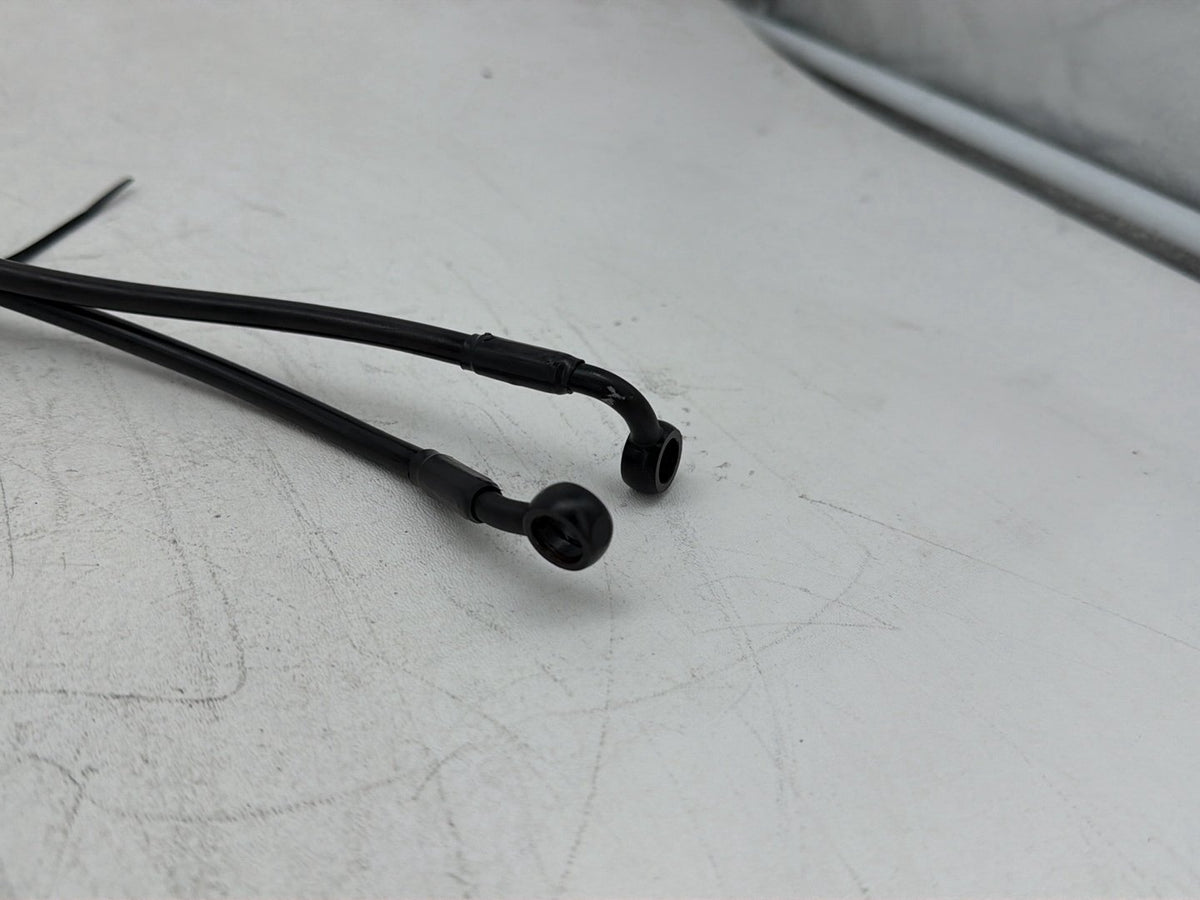 2005 Harley Softail Fat Boy FLSTF OEM Front Brake Hose Line Pipe