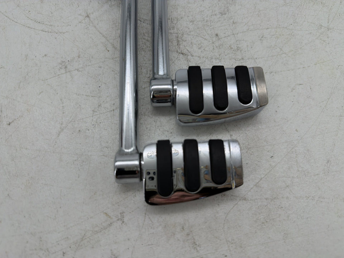 2004 Harley Electra Glide Touring Ultra OEM Gear Shifter Lever Pedal Pedals