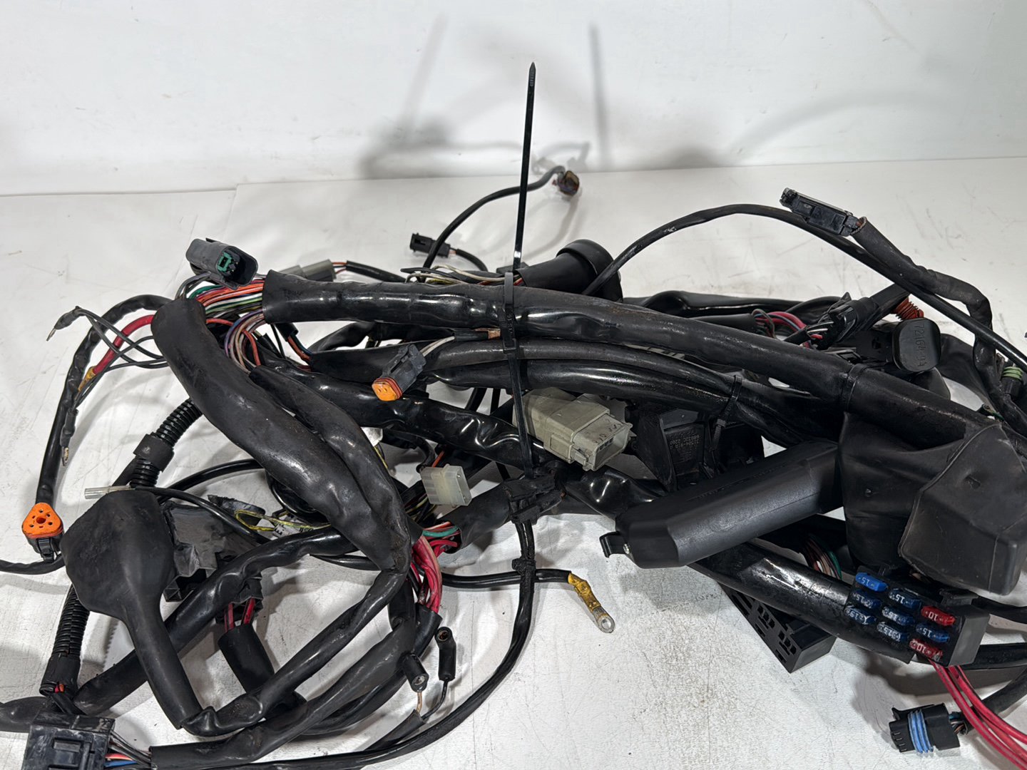 1999 - 2006 Harley-Davidson Touring Road King Police Main Wire Wiring Harness Loom 70985-01
